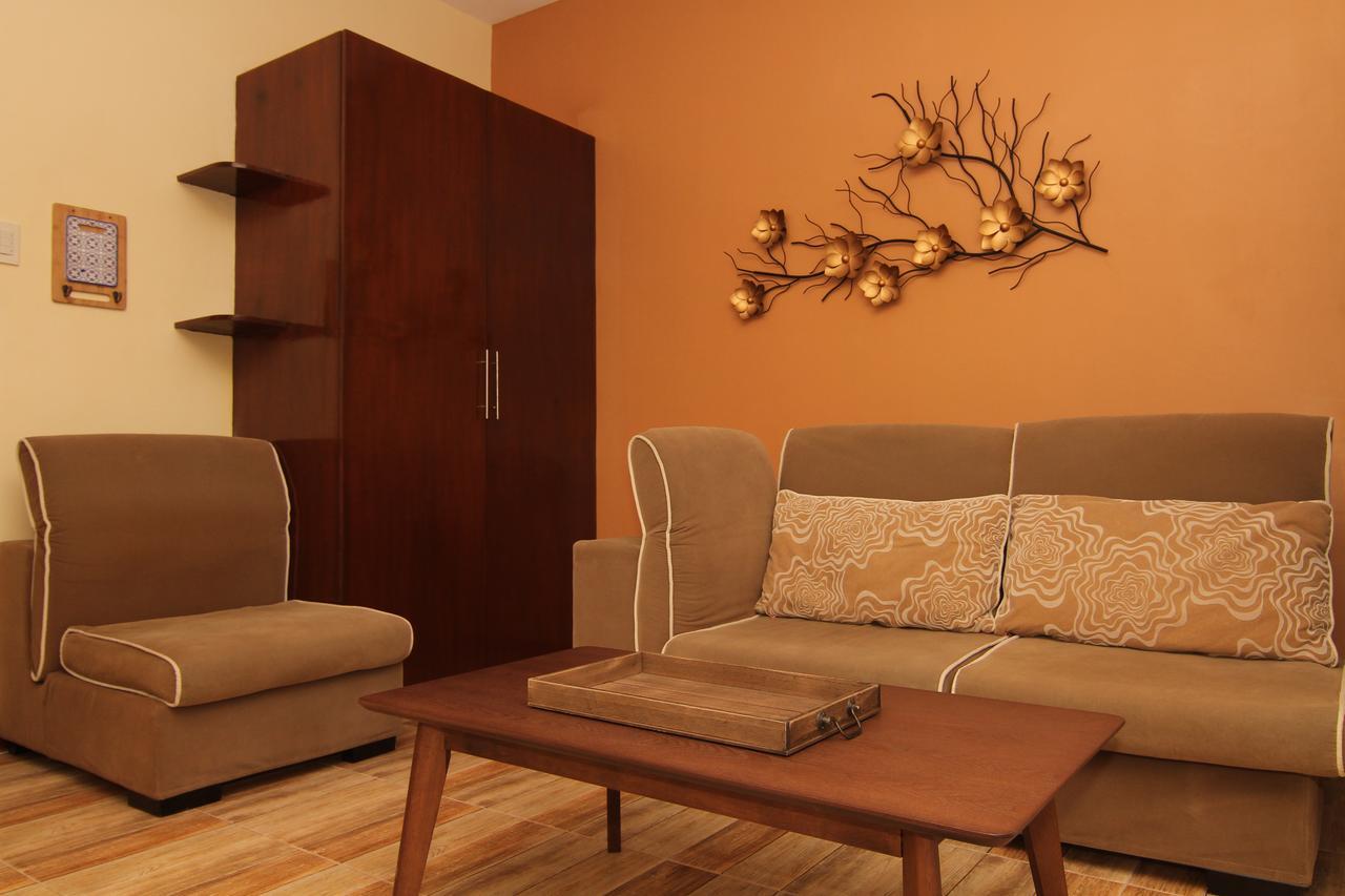Charos Dormitel Otel Dumaguete City Dış mekan fotoğraf