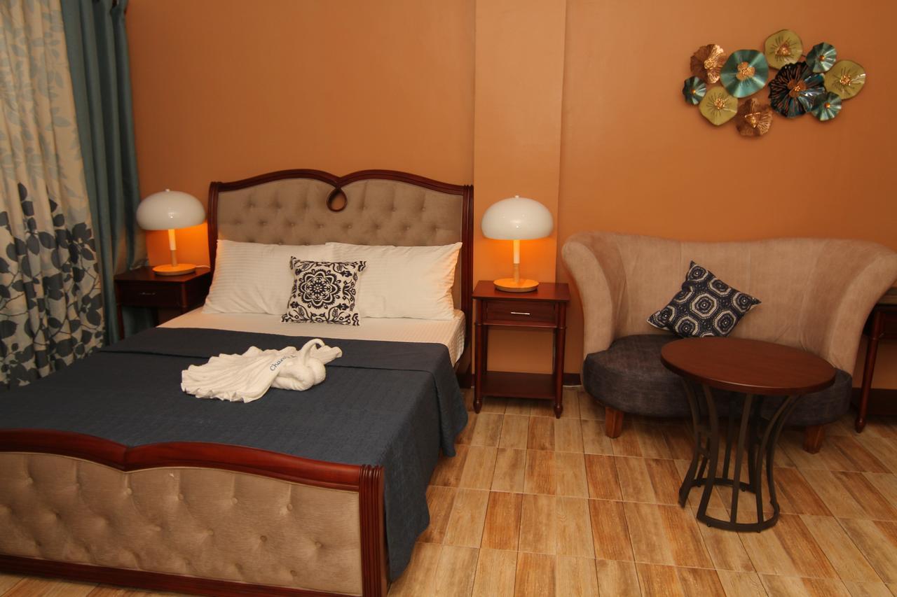Charos Dormitel Otel Dumaguete City Dış mekan fotoğraf