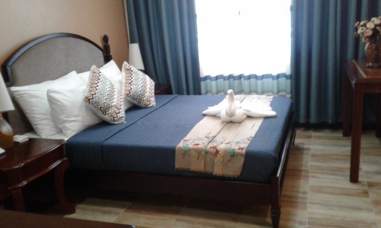 Charos Dormitel Otel Dumaguete City Dış mekan fotoğraf
