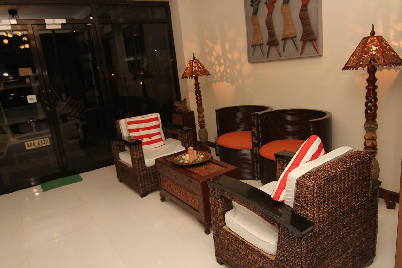 Charos Dormitel Otel Dumaguete City Dış mekan fotoğraf