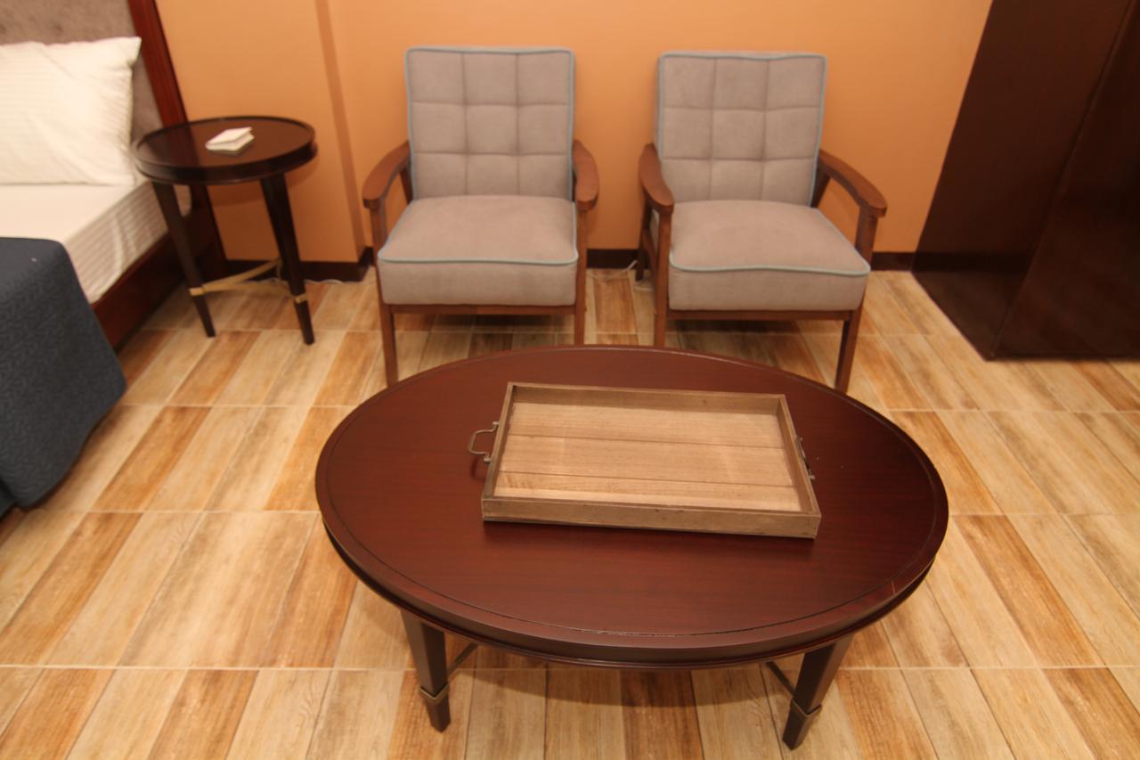 Charos Dormitel Otel Dumaguete City Dış mekan fotoğraf