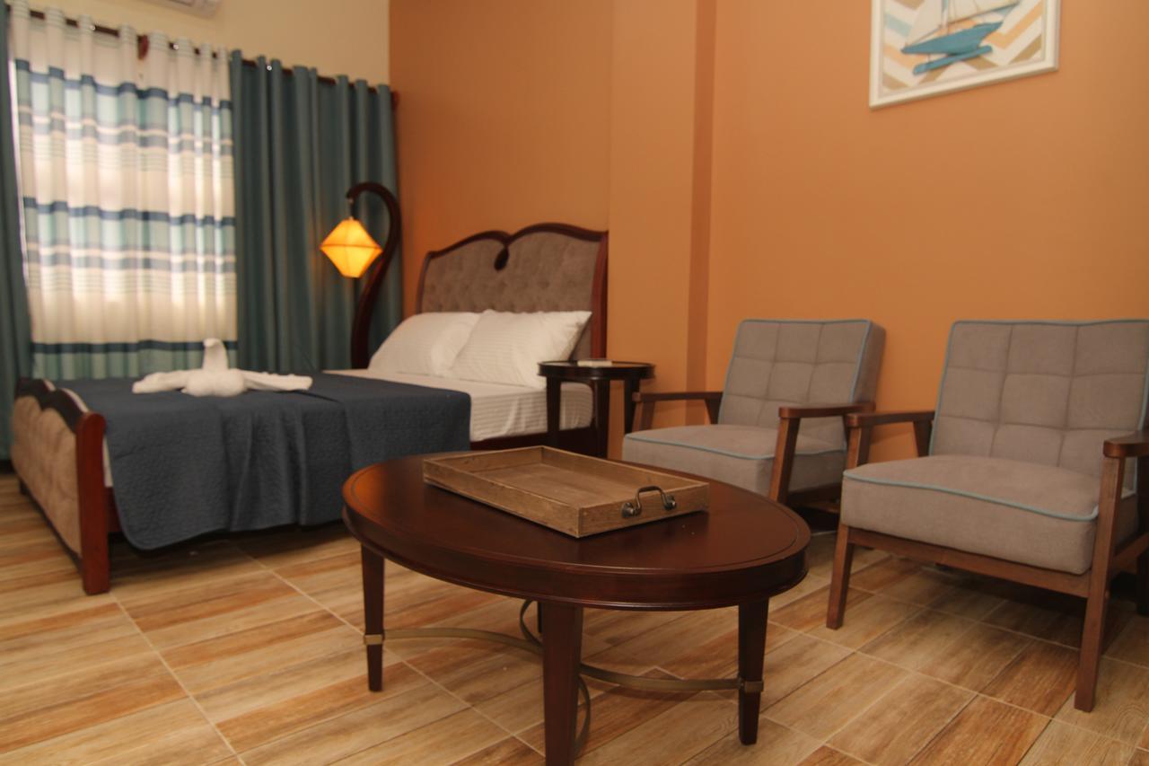 Charos Dormitel Otel Dumaguete City Dış mekan fotoğraf